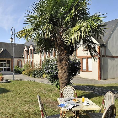 Logis Hotel Restaurant Du Labrador Saint-Benoît-sur-Loire Exterior foto